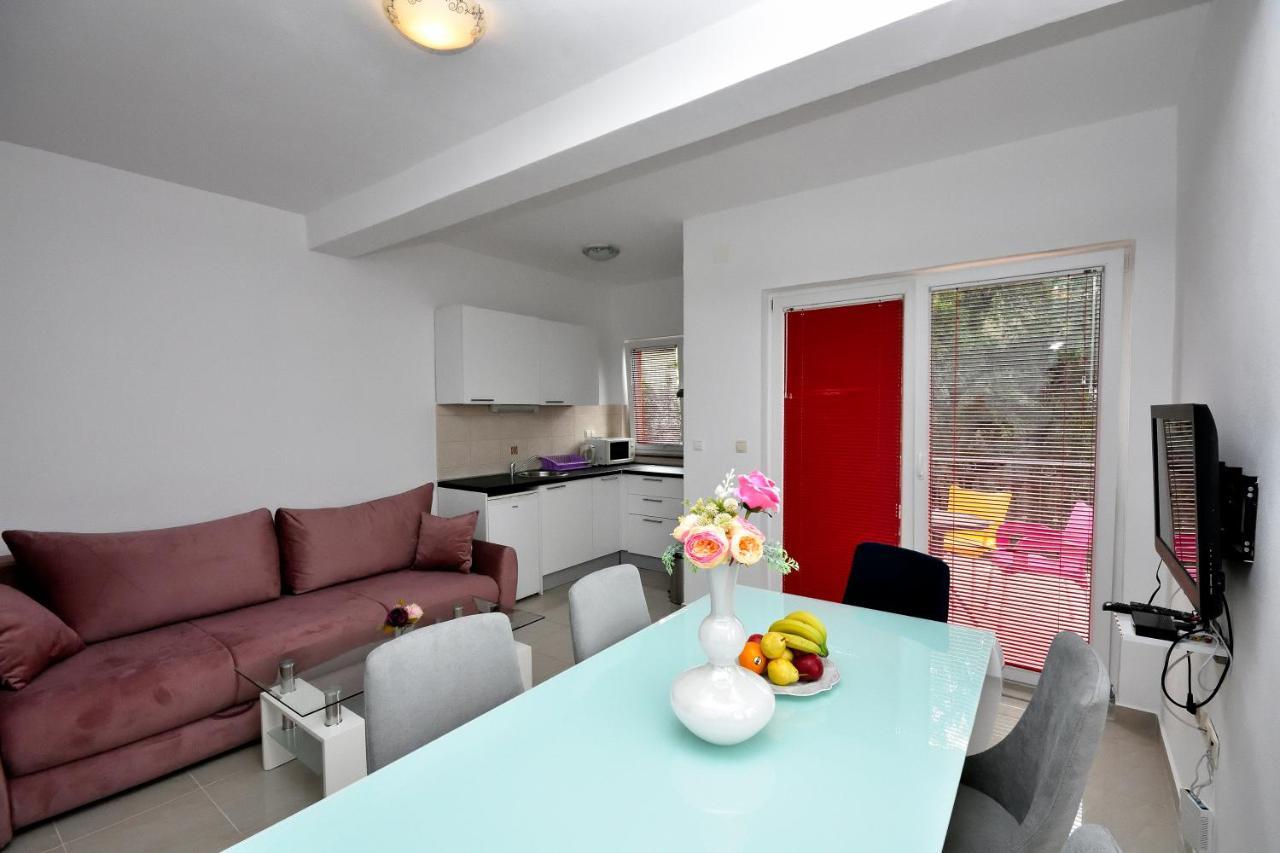 Stella Maris Apartments Водице Экстерьер фото