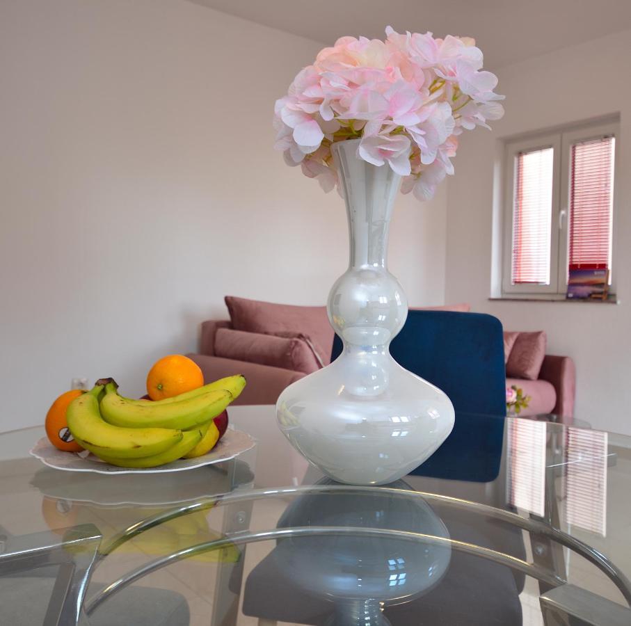Stella Maris Apartments Водице Экстерьер фото