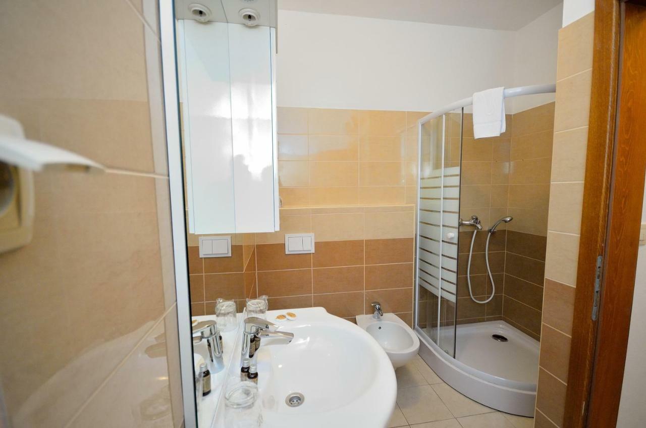 Stella Maris Apartments Водице Экстерьер фото
